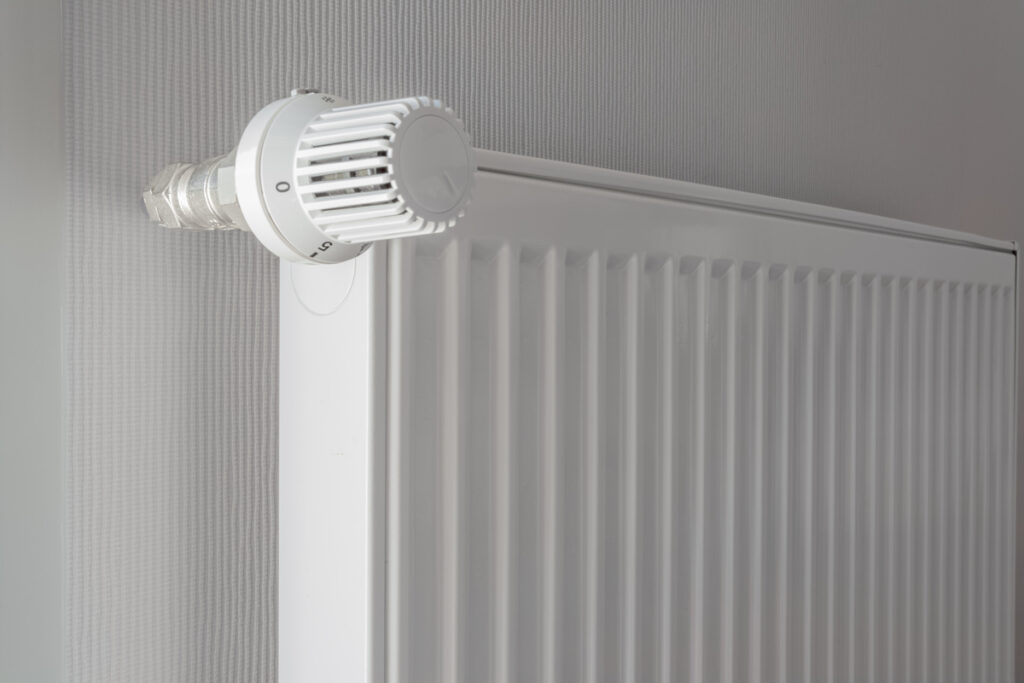 Robinet de radiateur Tarbes : quel est l'avantage du robinet thermostatique